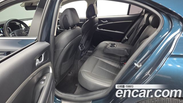 Genesis G70 2025 — photo 18