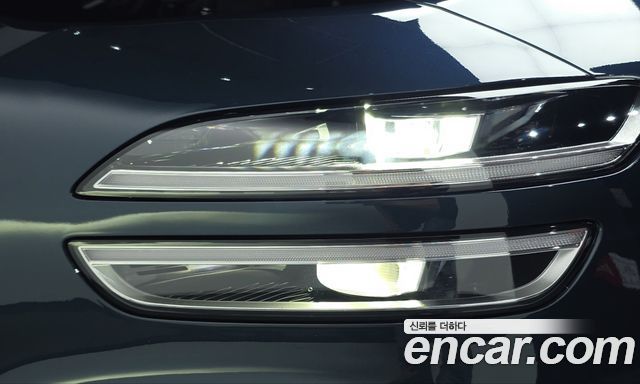 Genesis G70 2025 — photo 8