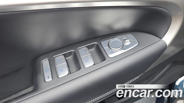 Genesis G70 2025 — photo 29