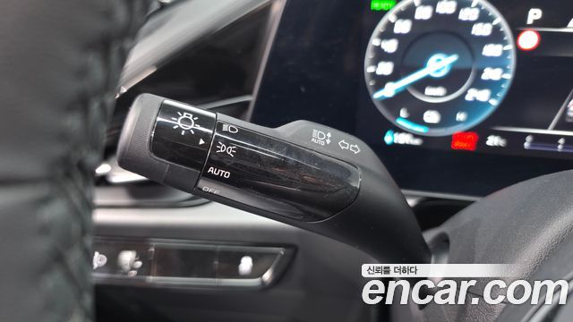 Kia Niro 2023 — photo 29