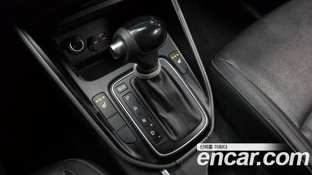 Kia Carens 2018 — photo 12