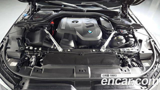 BMW 5-Series 2025 — photo 6