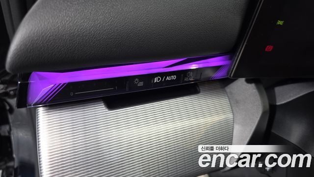 BMW 5-Series 2025 — photo 31