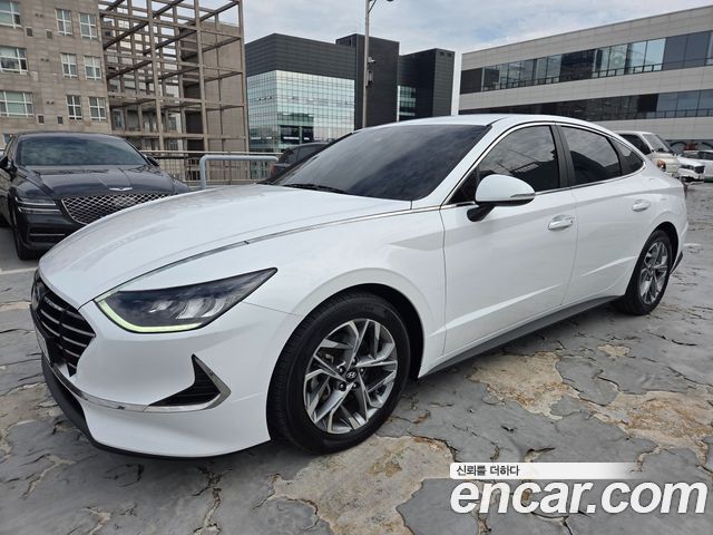 Hyundai Sonata 2023 — photo 1