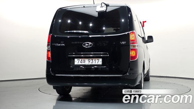 Hyundai Starex 2019 — photo 4