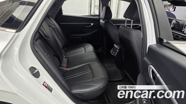 Hyundai Sonata 2020 — photo 18