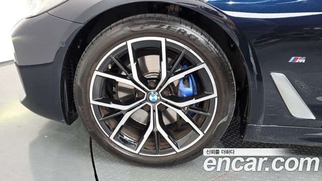 BMW 5-Series 2022 — photo 5