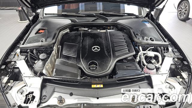 Mercedes-Benz CLS-Class 2023 — photo 6
