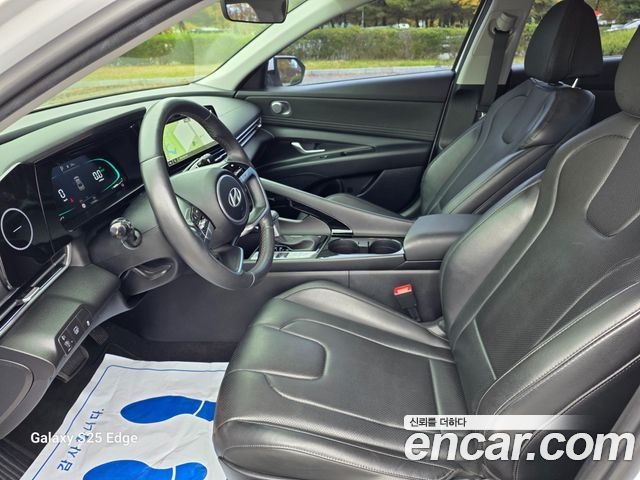 Hyundai AVANTE 2024 — photo 11