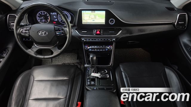 Hyundai Grandeur 2018 — photo 10