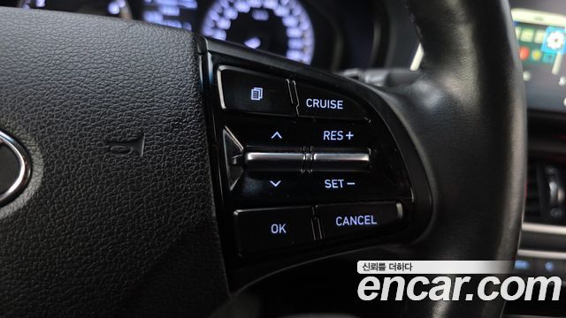 Hyundai Grandeur 2018 — photo 31