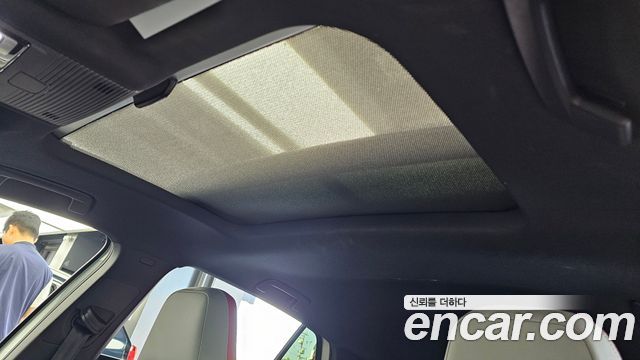 Volkswagen Golf 2025 — photo 31