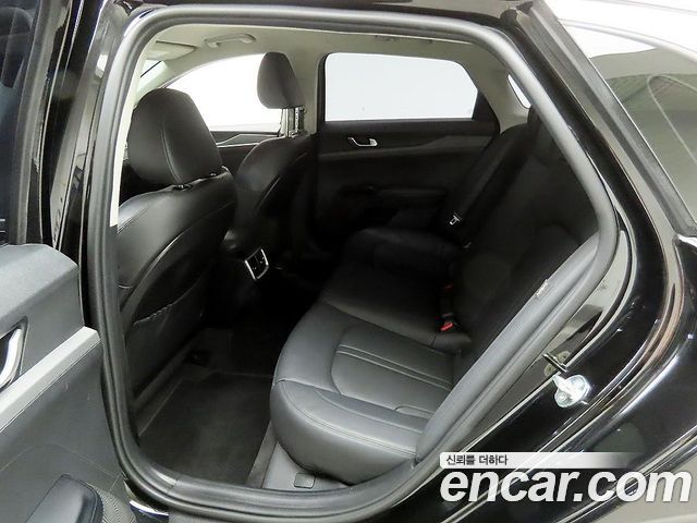 Kia K5 2020 — photo 14