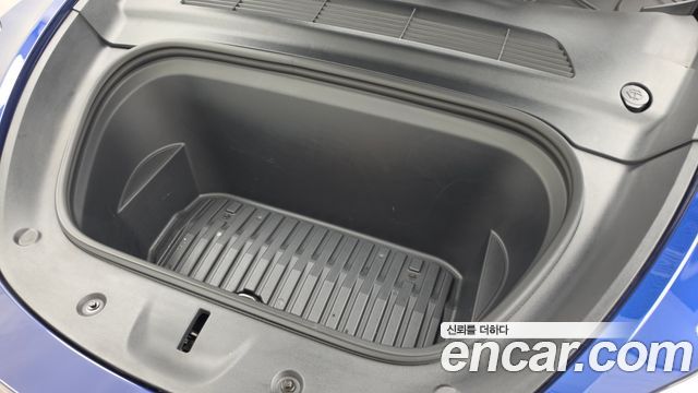 Tesla Model Y 2022 — photo 6