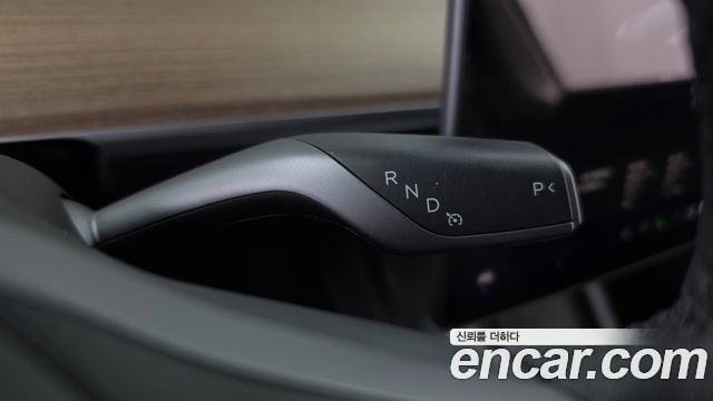 Tesla Model Y 2022 — photo 12