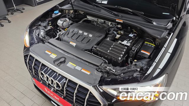 Audi Q3 2024 — photo 6