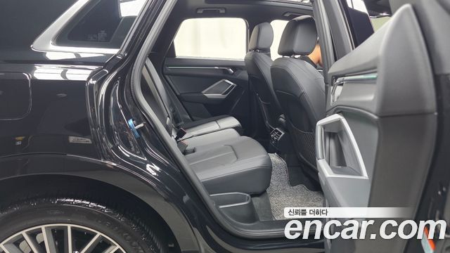 Audi Q3 2024 — photo 17