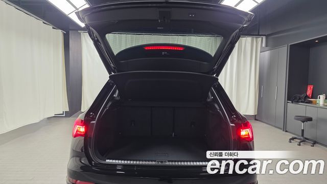 Audi Q3 2024 — photo 25
