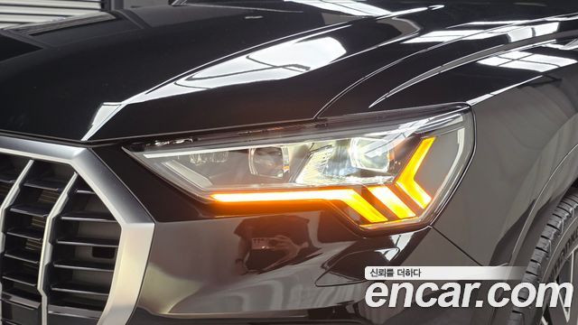 Audi Q3 2024 — photo 8