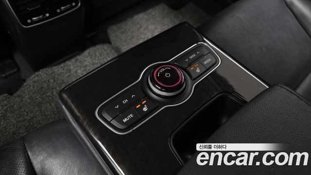 Kia K7 2014 — photo 25