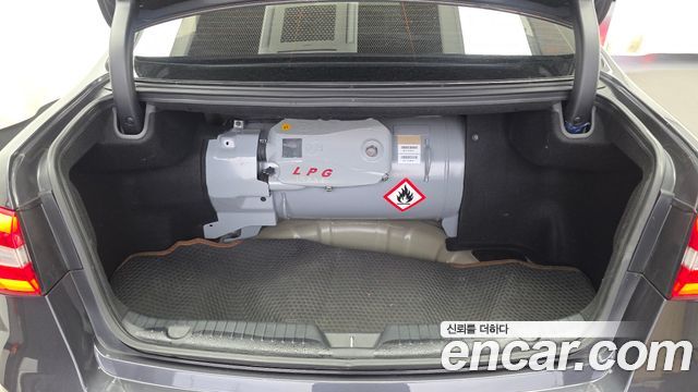 Kia K7 2014 — photo 26