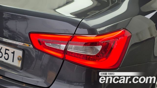 Kia K7 2014 — photo 9