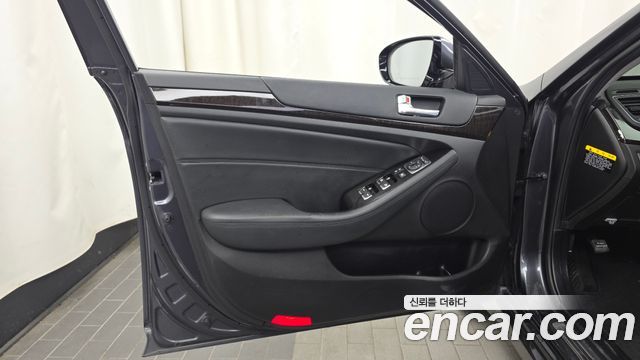Kia K7 2014 — photo 14