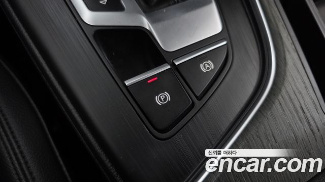 Audi A4 2018 — photo 19