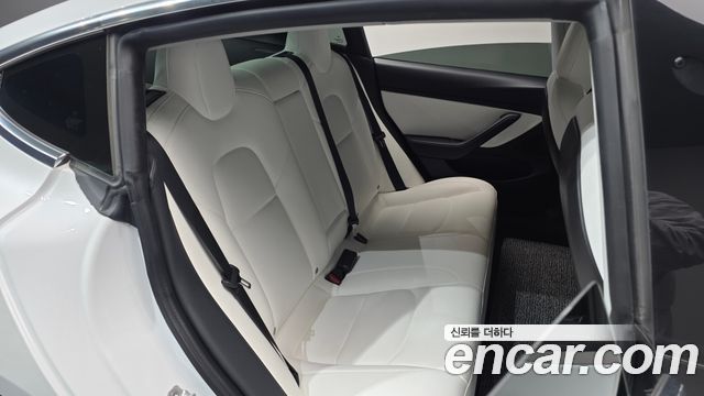 Tesla Model 3 2020 — photo 18