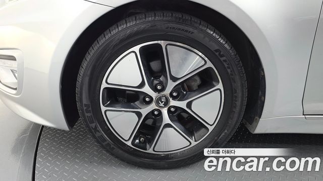 Kia K5 2012 — photo 5