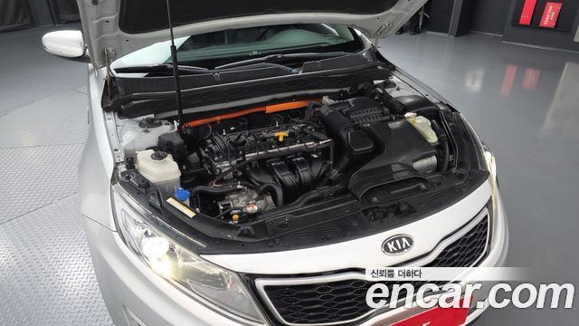 Kia K5 2012 — photo 6