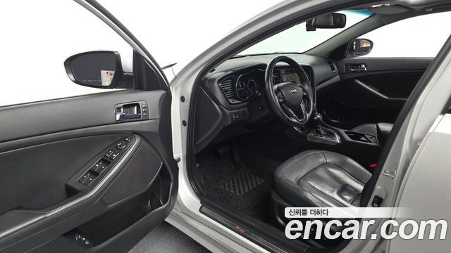 Kia K5 2012 — photo 13