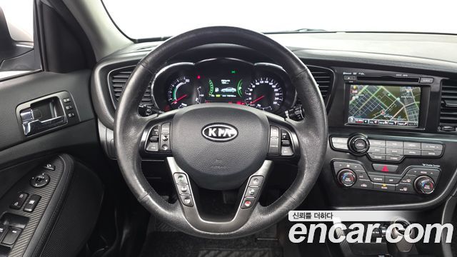 Kia K5 2012 — photo 19