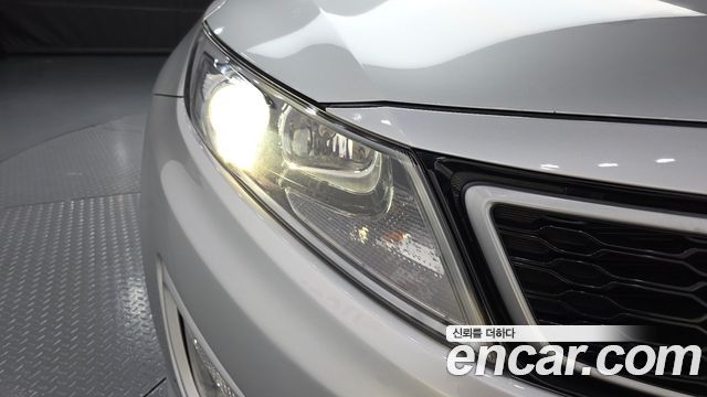 Kia K5 2012 — photo 8