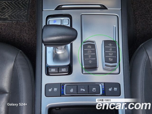 Genesis G80 2018 — photo 15