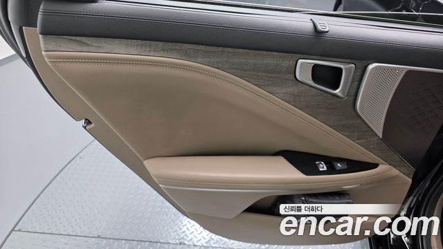 Kia K8 2023 — photo 15