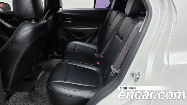 Chevrolet Korea Trax 2017 — photo 11