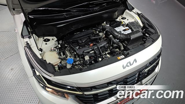 Kia Seltos 2023 — photo 6