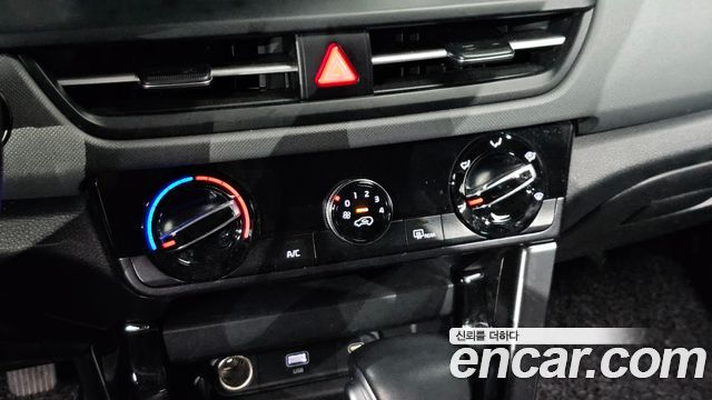 Kia Seltos 2023 — photo 28