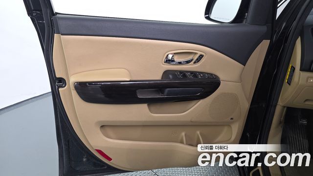 Kia Canival 2018 — photo 14