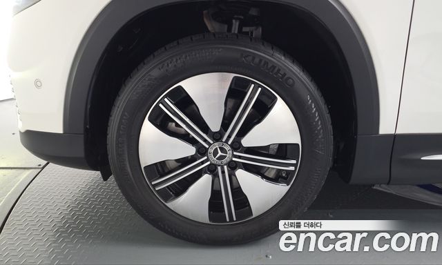 Mercedes-Benz EQB 2024 — photo 5