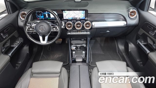 Mercedes-Benz EQB 2024 — photo 10