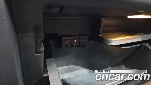 Mercedes-Benz EQB 2024 — photo 19