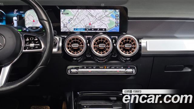 Mercedes-Benz EQB 2024 — photo 21