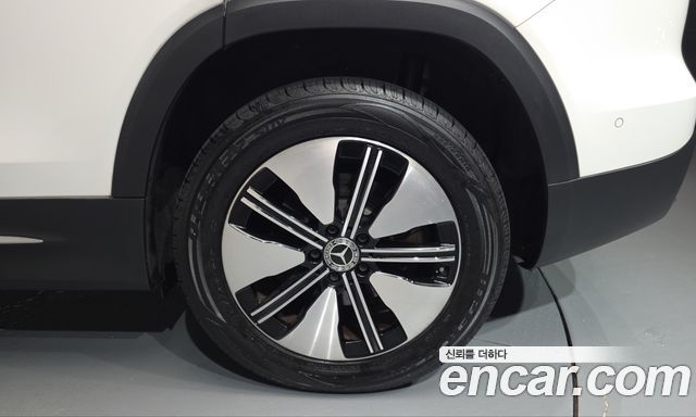 Mercedes-Benz EQB 2024 — photo 7