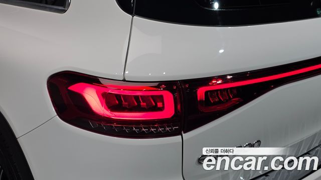 Mercedes-Benz EQB 2024 — photo 9
