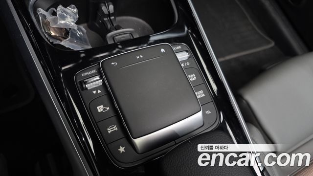 Mercedes-Benz EQB 2024 — photo 27