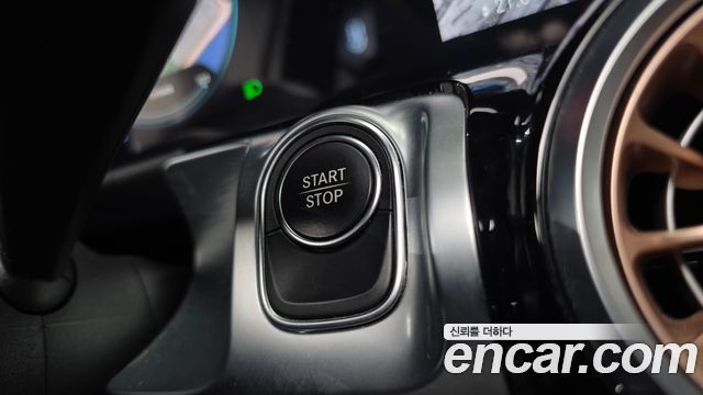 Mercedes-Benz EQB 2024 — photo 29