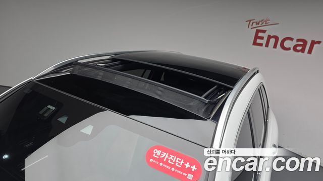 Mercedes-Benz EQB 2024 — photo 32