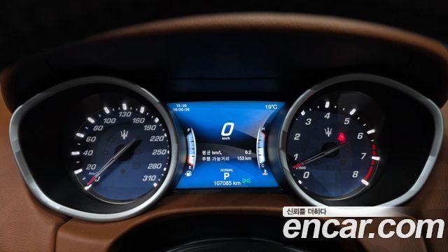 Maserati Ghibli 2019 — photo 11